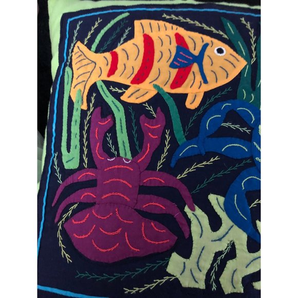 Mola Art Fish Lobster Crab Sea Corals Embroidered Black Green Pillow Cover - Picture 4 of 8